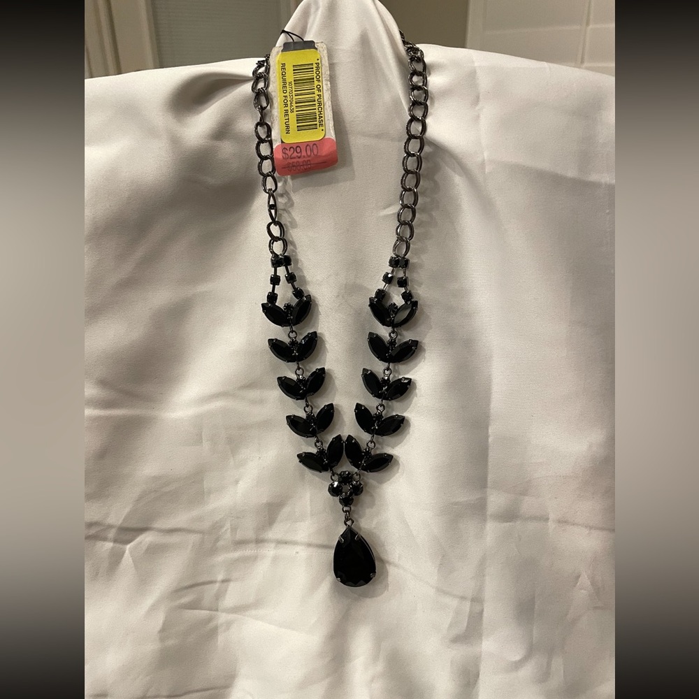 Brand new necklace!!!